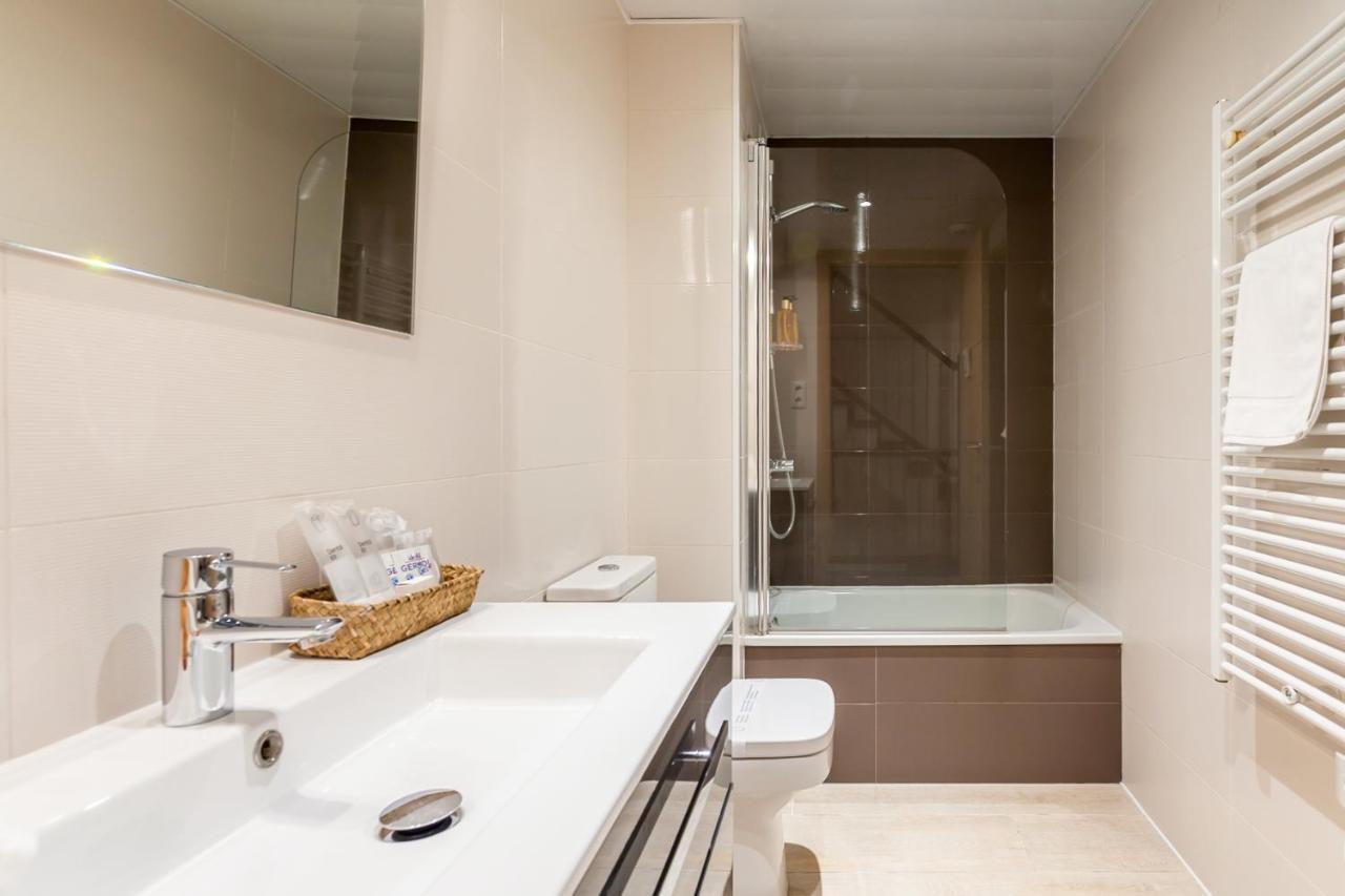 Casa 20 Minutos De Barcelona Y Wifi Alta Capacidad Villa Sant Cugat del Valles Ngoại thất bức ảnh